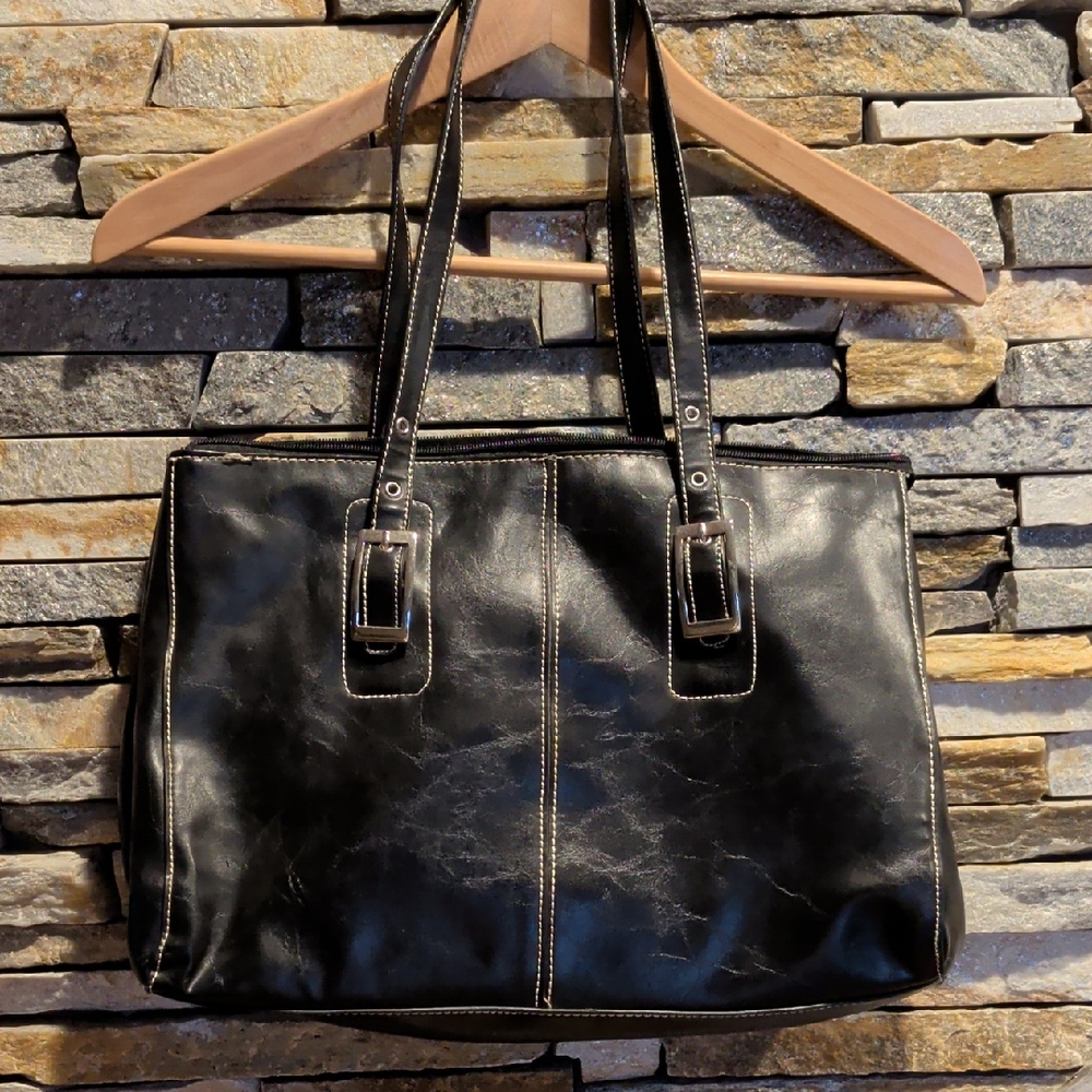 Kenneth Cole Reaction Black Handbag